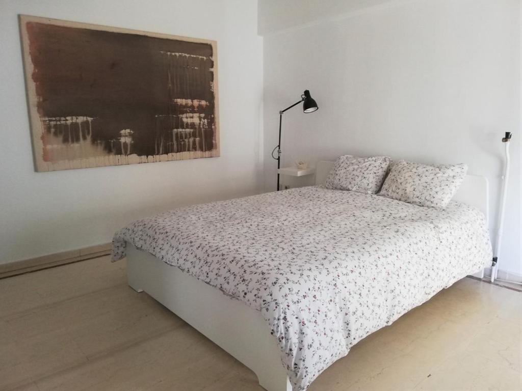 5Th Floor Apartment With Balcony Athens Luaran gambar